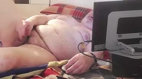 Snapshot of berlinerbaer1963 chatting on 09-13-25, 04:51 berlinerbaer1963 online show from 09-13-25, 04:51