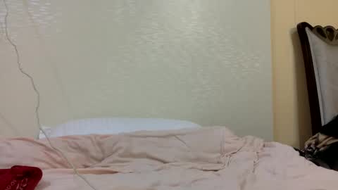 tixxie  online show from 02-22-25, 05:12