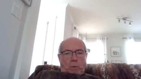 bernard1102 online show from 02-05-25, 02:26