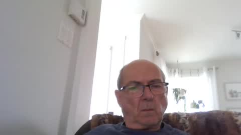 bernard1102 online show from 11-02-25, 04:20