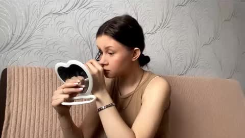 Berneice online show from 03-27-26, 02:28