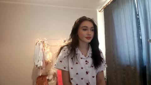 Amber online show from 02-04-26, 09:26