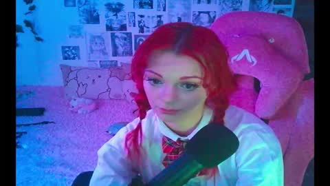 BerrieKitten online show from 11-04-25, 04:39