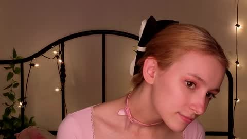 Hi Im NikaComing back online on Monday 3 online show from 05-15-26, 11:50