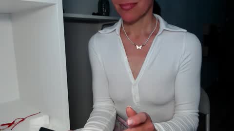 berry2024 online show from 05-05-26, 05:59