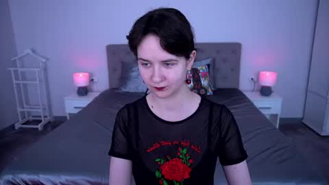 Violette online show from 06-09-26, 01:12