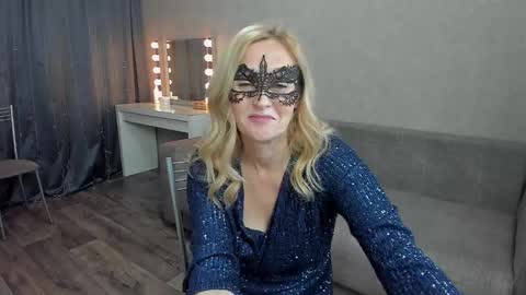 Snapshot of best__angelica chatting on 12-08-24, 05:33 best__angelica online show from 12-08-24, 05:33