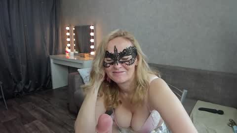 Snapshot of best__angelica chatting on 01-20-25, 01:00 best__angelica online show from 01-20-25, 01:00