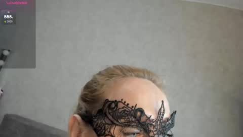 Snapshot of best__angelica chatting on 11-14-25, 04:38 best__angelica online show from 11-14-25, 04:38