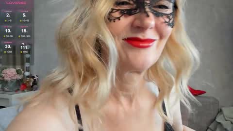 Snapshot of best__angelica chatting on 11-17-25, 09:26 best__angelica online show from 11-17-25, 09:26