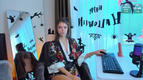 Snapshot of best_alice chatting on 10-26-25, 12:49 Alice online show from 10-26-25, 12:49