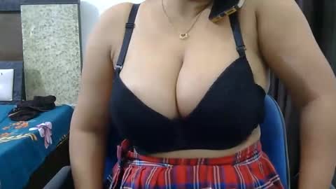 Snapshot of best_fun_here79 chatting on 06-27-26, 12:22 best_fun_here79 online show from 06-27-26, 12:22