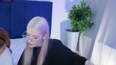 Danny and Kira online show from 09-23-25, 02:53