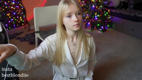 Chloe Next stream on Friday online show from 01-10-25, 05:24