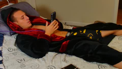 twitter zack1fisher online show from 12-29-24, 09:52