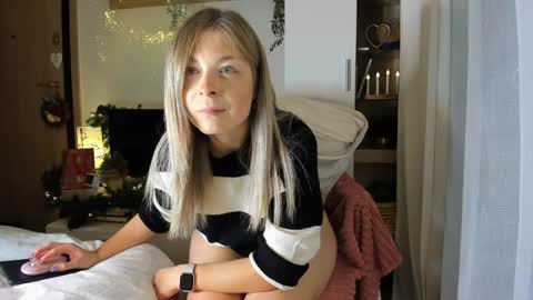 Vicky   online show from 01-02-25, 06:45