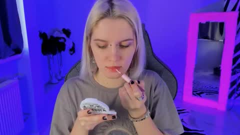 Snapshot of bethanycloud chatting on 02-19-26, 05:36 Bethany online show from 02-19-26, 05:36