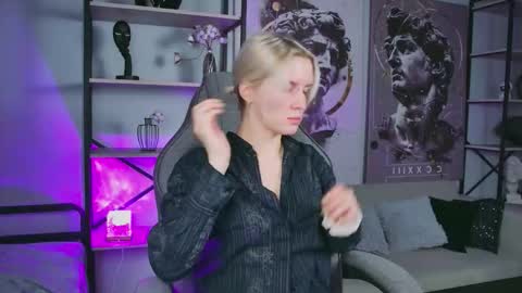 Snapshot of bethanycloud chatting on 03-04-26, 02:17 Bethany online show from 03-04-26, 02:17