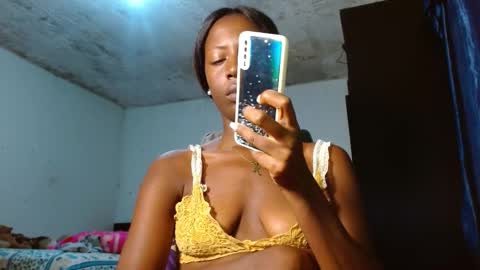 Snapshot of bethanywilsom chatting on 12-16-24, 05:22 Bethany Wilson online show from 12-16-24, 05:22