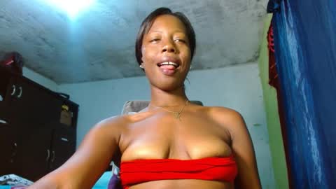 Snapshot of bethanywilsom chatting on 01-15-25, 02:24 Bethany Wilson online show from 01-15-25, 02:24