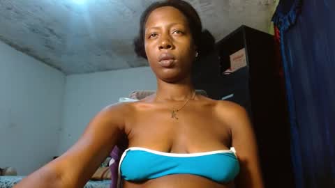 Snapshot of bethanywilsom chatting on 01-23-25, 02:07 Bethany Wilson online show from 01-23-25, 02:07