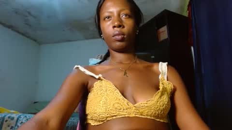 Snapshot of bethanywilsom chatting on 01-30-25, 03:19 Bethany Wilson online show from 01-30-25, 03:19