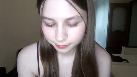 Leila online show from 06-26-26, 11:03