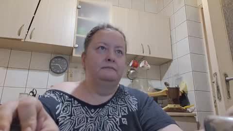 bethnorth online show from 05-09-26, 01:44