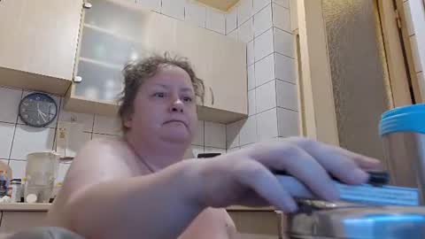 Snapshot of bethnorth chatting on 07-04-26, 01:23 bethnorth online show from 07-04-26, 01:23
