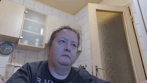 Snapshot of bethnorth chatting on 07-09-26, 11:31 bethnorth online show from 07-09-26, 11:31
