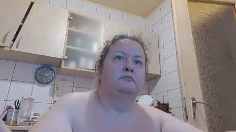 Snapshot of bethnorth chatting on 07-11-26, 11:28 bethnorth online show from 07-11-26, 11:28