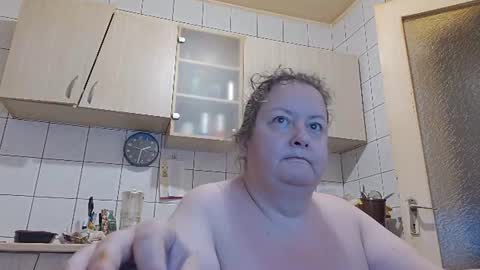 Snapshot of bethnorth chatting on 07-19-26, 11:30 bethnorth online show from 07-19-26, 11:30