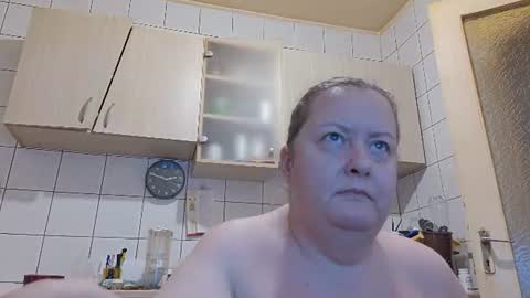 Snapshot of bethnorth chatting on 07-23-26, 11:46 bethnorth online show from 07-23-26, 11:46