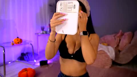 Betty online show from 10-30-25, 05:09