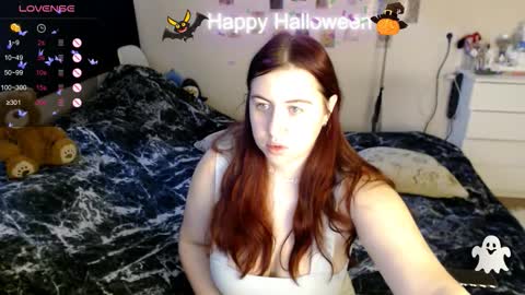 Snapshot of bettyandrich chatting on 10-31-25, 08:48 Betty and Rich online show from 10-31-25, 08:48