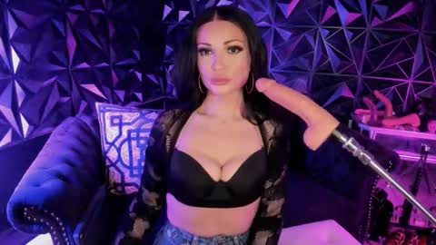 NatashaxoBangs online show from 11-20-25, 12:55