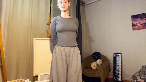 Hinata online show from 02-17-26, 12:01