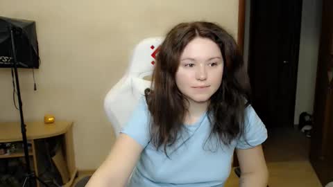 Betty online show from 10-23-25, 04:06