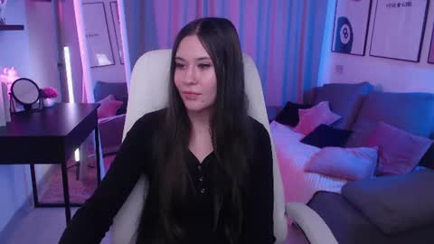 Katie online show from 06-22-26, 07:49