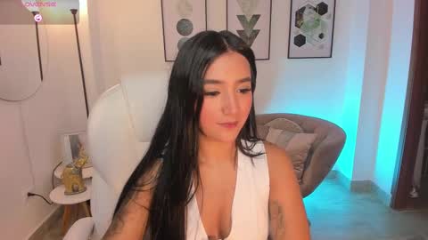 Snapshot of beverlyy_johnson chatting on 09-27-25, 03:33 beverlyy johnson online show from 09-27-25, 03:33