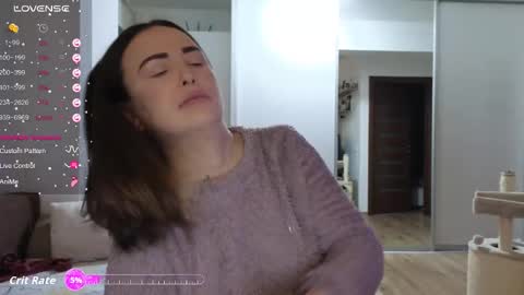 Snapshot of beyoncedoll chatting on 02-12-26, 06:58 BeyonceDoll Twitter DollBeyonce online show from 02-12-26, 06:58