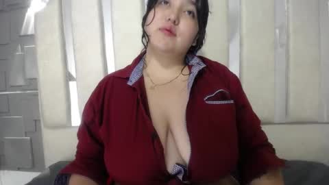 Snapshot of beyota_11 chatting on 05-31-26, 11:06 beyota online show from 05-31-26, 11:06