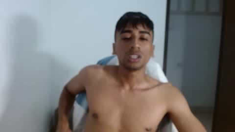 Snapshot of bfernando_05 chatting on 03-08-26, 02:04 BAYRON online show from 03-08-26, 02:04