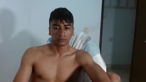 Snapshot of bfernando_05 chatting on 03-09-26, 11:31 BAYRON online show from 03-09-26, 11:31