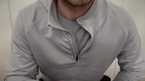 Snapshot of bfmaterial817 chatting on 03-09-25, 06:11 Daddy Dick Energy online show from 03-09-25, 06:11