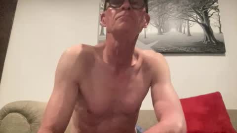 Snapshot of bgrade chatting on 09-28-25, 08:31 bgrade online show from 09-28-25, 08:31