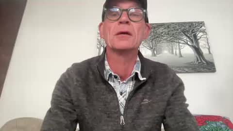 Snapshot of bgrade chatting on 10-26-25, 08:04 bgrade online show from 10-26-25, 08:04