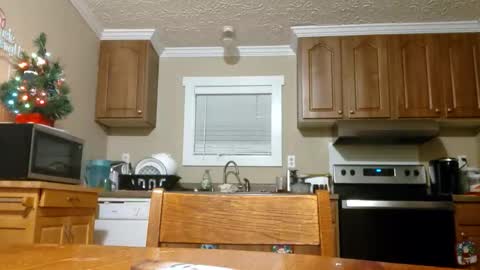 Snapshot of bharvey767097 chatting on 12-03-25, 01:57 bharvey767097 online show from 12-03-25, 01:57