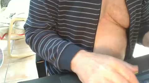 Manfred online show from 02-05-25, 11:34