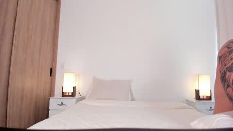 bianca and maxwell online show from 04-19-26, 06:10